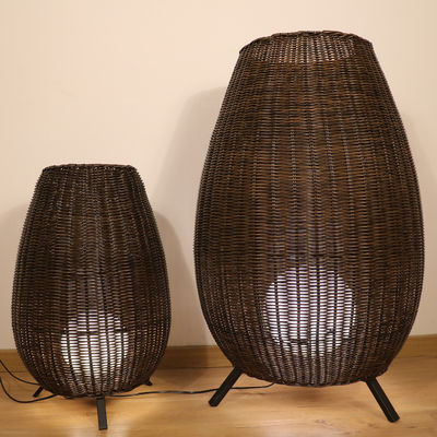 屋外ラタン三脚床ランプ LED 黒 立灯 ホテル モダン 装飾