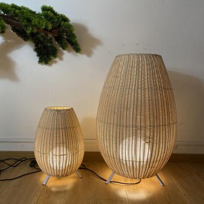 屋外ラタン三脚床ランプ LED 黒 立灯 ホテル モダン 装飾