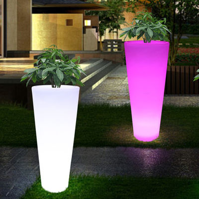 鮮やかな花瓶展 鮮やかなカラフルな庭植物の盆 プラスチックプランター パーティーのフロアランプ レンタル