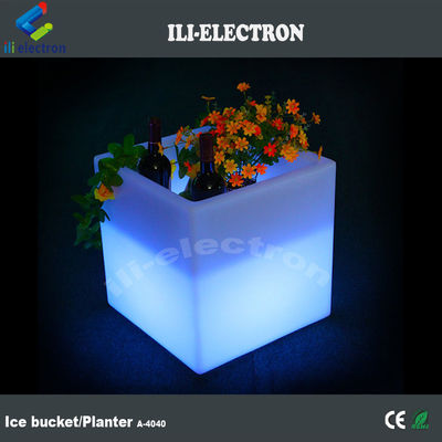 スクエア PE プラスチック 照明 LED アイス バケツ / LED 花器 / 花植え器