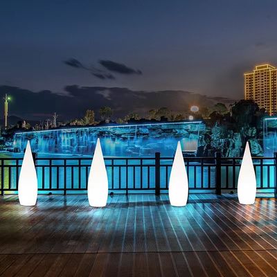 プラスチック 輝き灯 LED 床ランプ 屋外庭園パーティの飾り付け