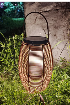 IP65 ラタン織り太陽光灯 3500K ラタン太陽光発電の庭灯
