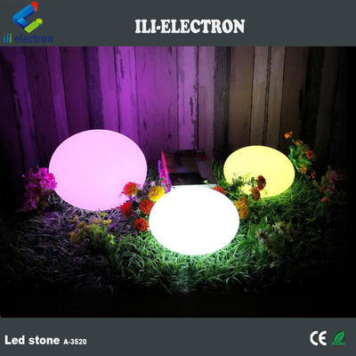 屋外庭の芝生 プラスチック製の LED 飾り付けライト