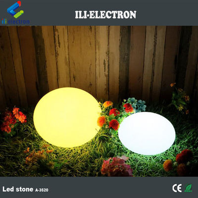 屋外庭の芝生 プラスチック製の LED 飾り付けライト