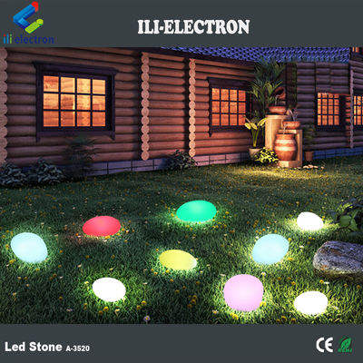 屋外庭の芝生 プラスチック製の LED 飾り付けライト