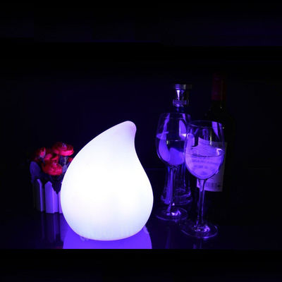 パーティの装飾 多彩のプラスチック製のLEDクラフトの桃のランプ