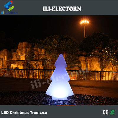 屋外用プラスチック製のLEDライト 飾り付けパーティの木