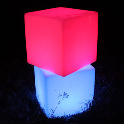 IP65 防水 屋外 LED キューブ ライト ガーデン 便座の 16 色 変化