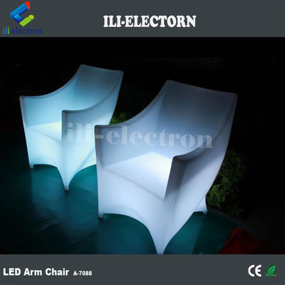 100%PE プラスチック 再充電可能な RGB ライト付き LED ソファ ソファ