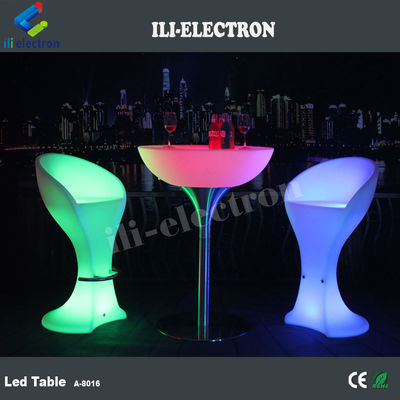 輝くナイトクラブの家具 LEDバーテーブルを照らした