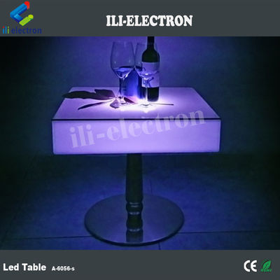 商業用 LED スクエア ライトアップ コクテルテーブル スタッドレスタイヤで充電可能