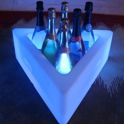 PE プラスチック 立方型 LED アイスバケツ 16色 交換可能なリチウム電池