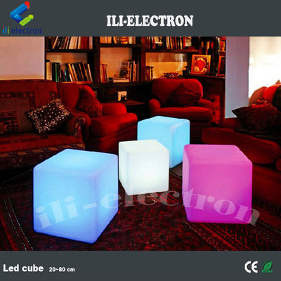 現代的な屋外 LED キューブライト 照明のための完璧なソリューション