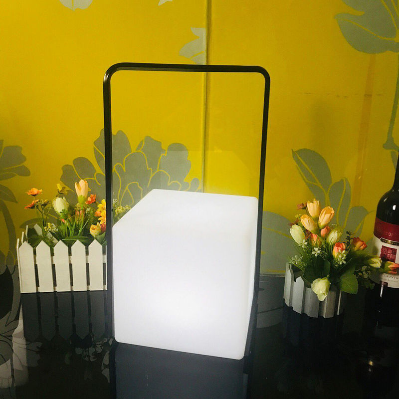 装飾型携帯型LEDランプ ライト IP65 防水 16色 変化