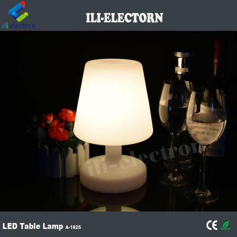 工場で安価な価格でフルカラー・マルチカラー・LEDテーブルランプ